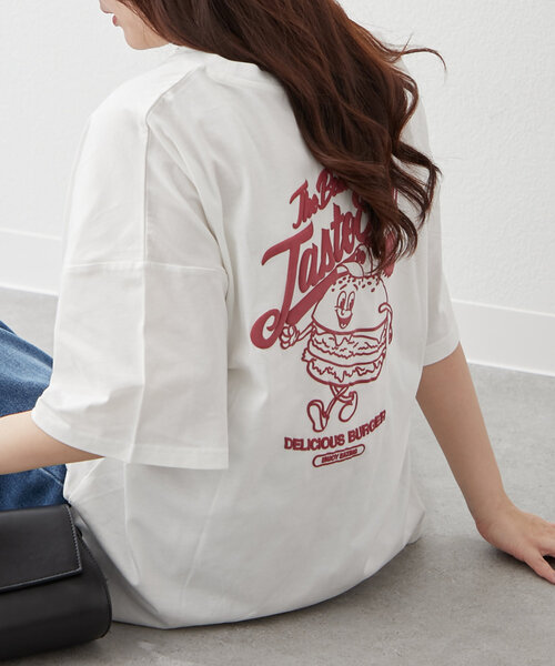 continuer de NICE CLAUP(コンティニューデナイスクラップ)の「ハンバーガーBOY発泡プリントT(Tシャツ/カットソー・レディース・オフホワイト/オートミール/スミクロ/ピンク・FREE)」の7枚目の写真