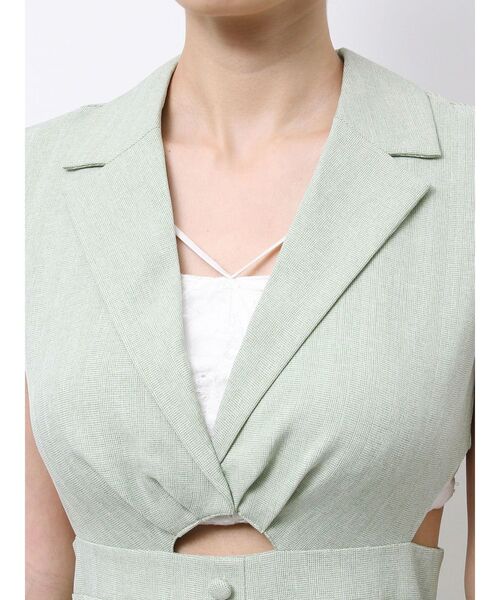 EATME(イートミー)の「テーラードカラーカットアウトワンピース(ワンピース・レディース・グリーン/イエロー/アイボリー・MEDIUM/SMALL)」の15枚目の写真