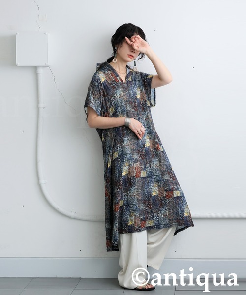 antiqua(アンティカ)の「アート柄スキッパーワンピース(ワンピース・レディース・グリーン系その他/ネイビー系・ONESIZE)」の11枚目の写真