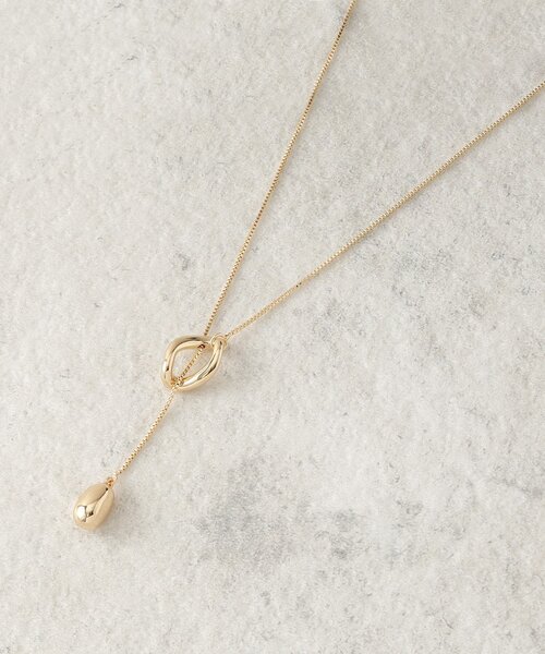 OPAQUE.CLIP(オペークドットクリップ)の「Y字リングスライドネックレス(ネックレス・レディース・シルバー/ゴールド・00)」の3枚目の写真