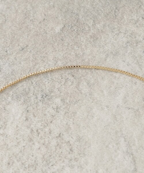 OPAQUE.CLIP(オペークドットクリップ)の「Y字リングスライドネックレス(ネックレス・レディース・シルバー/ゴールド・00)」の5枚目の写真