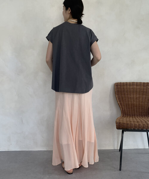 DouDou(ドゥドゥ)の「【WEB限定】フォトプリントトップス(Tシャツ/カットソー・レディース・ベージュ/オフホワイト/チャコールグレー・FREE)」の10枚目の写真