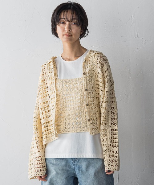MAYSON GREY(メイソングレイ)の「クロシェニットカーディガン≪手洗い可能≫(カーディガン/ボレロ・レディース・オフホワイト/ブラウン・M)」の3枚目の写真