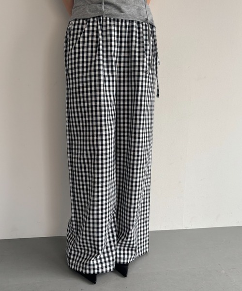 FUULLY STUDIO（フーリィーステューディオ）の「チェックタックイージーパンツ（その他パンツ・レディース・ネイビー/ブラック・FREE）」の15枚目の写真