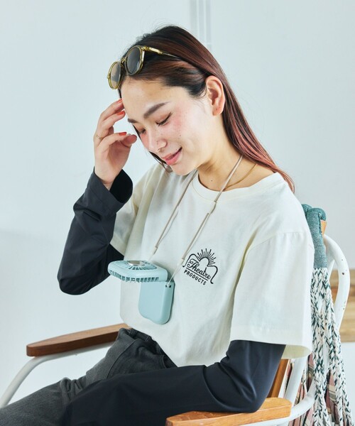 Toffy（トフィー）の「Toffy/トフィー 折りたたみひんやりファン（生活家電・レディース・ブルーグリーン/ホワイト・ONE SIZE）」の3枚目の写真