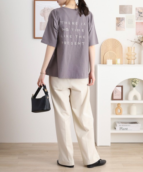 Emago（イマゴ）の「EMAGO ビスネーム付きロゴ刺繍Ｔシャツ（Tシャツ/カットソー・レディース・チャコールグレー/レッド/ホワイト・FREE）」の11枚目の写真