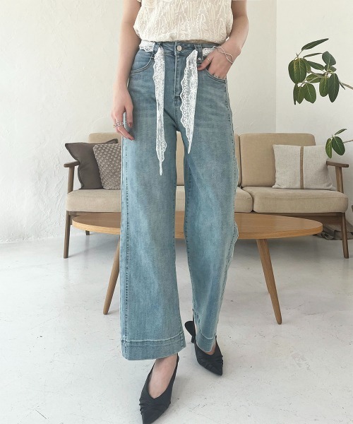 Rejoule(リジュール)の「レースベルト付き ハイウエストワイドデニムパンツ(デニムパンツ・レディース・ライトブルー・S/M)」の5枚目の写真