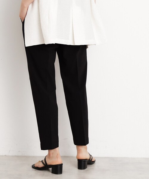 THE SHOP TK （ザ ショップ ティーケー ）の「【XS-XLサイズ/美シルエット】ハイパーストレッチテーパードパンツ/接触冷感/洗える（その他パンツ・レディース・ベージュ/ブルー系その他/ブラック/グレー・10/11/12/13/14）」の13枚目の写真