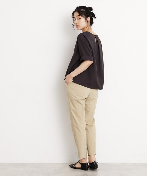 THE SHOP TK （ザ ショップ ティーケー ）の「【XS-XLサイズ/美シルエット】ハイパーストレッチテーパードパンツ/接触冷感/洗える（その他パンツ・レディース・ベージュ/ブルー系その他/ブラック/グレー・10/11/12/13/14）」の18枚目の写真