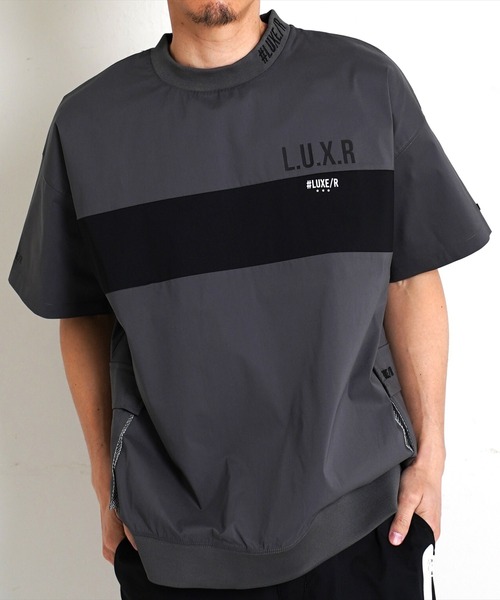 LUXE/R GOLF(ラグジュ ゴルフ)の「(RM)【LUXE/R GOLF】ストレッチ クロス パネル切り替え カーゴポケット プルオーバー 半袖 シャツ(Tシャツ/カットソー・メンズ・チャコールグレー/ブラック/ベージュ/オフホワイト・L/XL/M)」の1枚目の写真