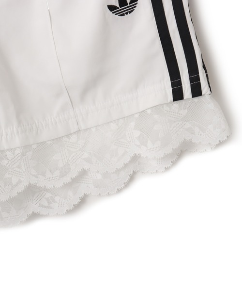 【Adidas】レース TRIM 3-STRIPES ショートパンツ 送料間税込 ☆関税込☆adidas☆Lace Trim 3-Stripes Shorts White☆ (adidas