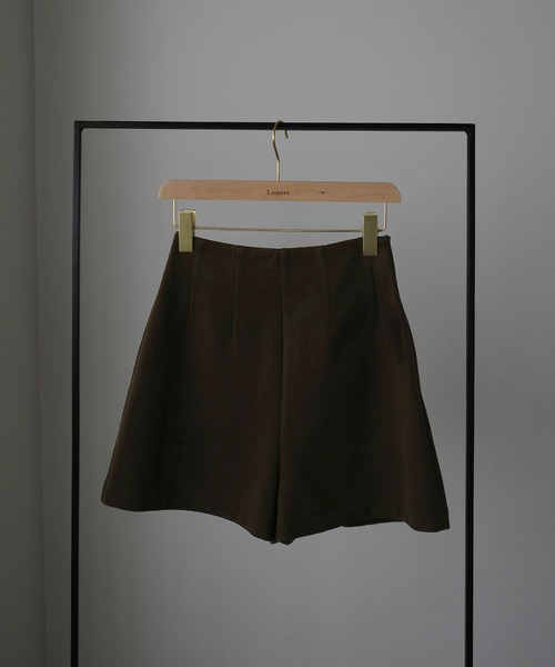 Louere(ルエレ)の「ウールライクハイウエストショートパンツ(その他パンツ・レディース・ブラック/グレー/ダークブラウン・X-LARGE/LARGE/MEDIUM/SMALL)」の22枚目の写真