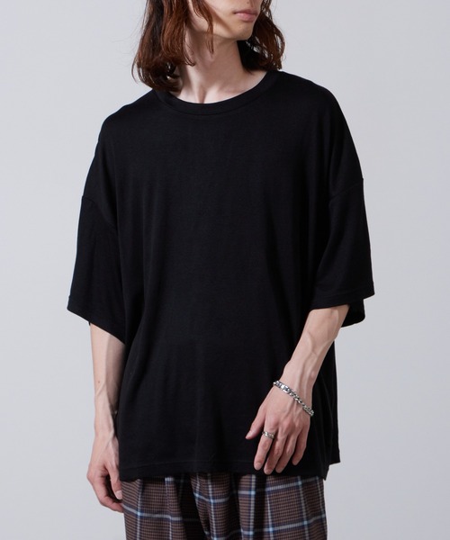 superNova.(スーパーノヴァ)の「superNova. / スーパーノヴァ Big Tee-Lyocell Knit ニットトップス(ニット/セーター・メンズ・ブラック/ホワイト・S)」の2枚目の写真