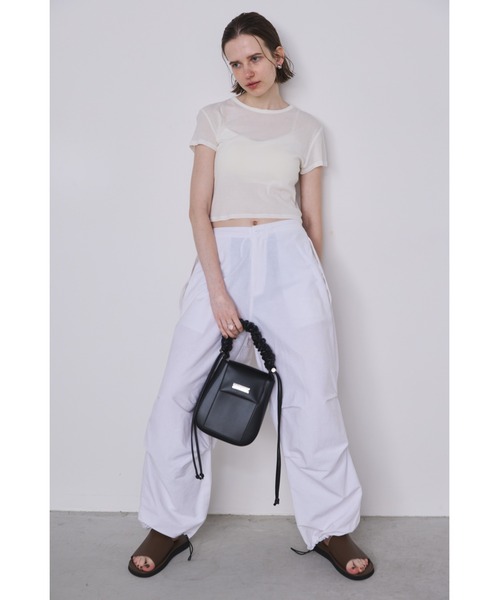 un/neu(アンノイ)の「フェイクレザーシンプルフラットミュール / デイリーフラットサンダル(サンダル・レディース・ブラック/ブラウン・MEDIUM/SMALL/LARGE)」の21枚目の写真