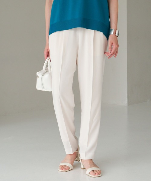 Elura（エルーラ）の「サラサラリラクシーテーパードパンツ＜低身長サイズあり＞/321522（その他パンツ・レディース・ブラック/ネイビー/グリーン/ホワイト・LARGE/MEDIUM/SMALL/FREE(S)）」の7枚目の写真