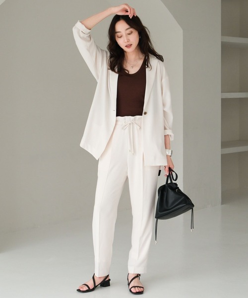 Elura（エルーラ）の「サラサラリラクシーテーパードパンツ＜低身長サイズあり＞/321522（その他パンツ・レディース・ブラック/ネイビー/グリーン/ホワイト・LARGE/MEDIUM/SMALL/FREE(S)）」の10枚目の写真