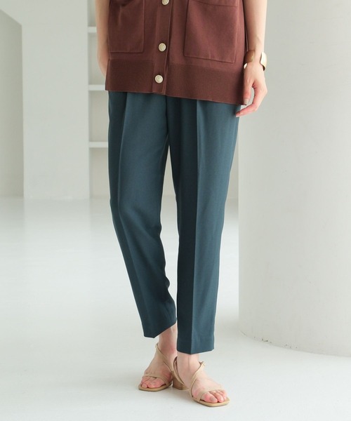 Elura（エルーラ）の「サラサラリラクシーテーパードパンツ＜低身長サイズあり＞/321522（その他パンツ・レディース・ブラック/ネイビー/グリーン/ホワイト・LARGE/MEDIUM/SMALL/FREE(S)）」の13枚目の写真