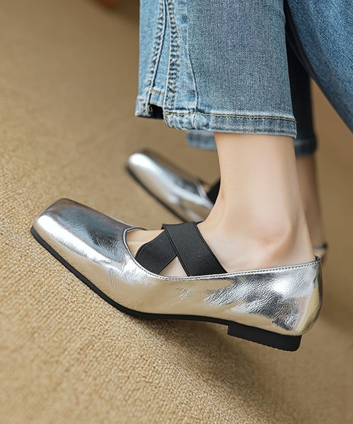 shoes365(シューズスリーシックスファイヴ)の「【SHOES 365】クロストラップパンプス(パンプス・レディース・キャメル/シルバー/ベージュ・23.5cm/24.0cm)」の3枚目の写真