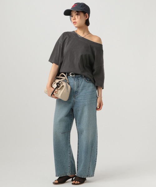 BAYFLOW(ベイフロー)の「ラインストーンオフショルプルオーバー(Tシャツ/カットソー・レディース・チャコール/オフホワイト/ブルー・FREE)」の4枚目の写真