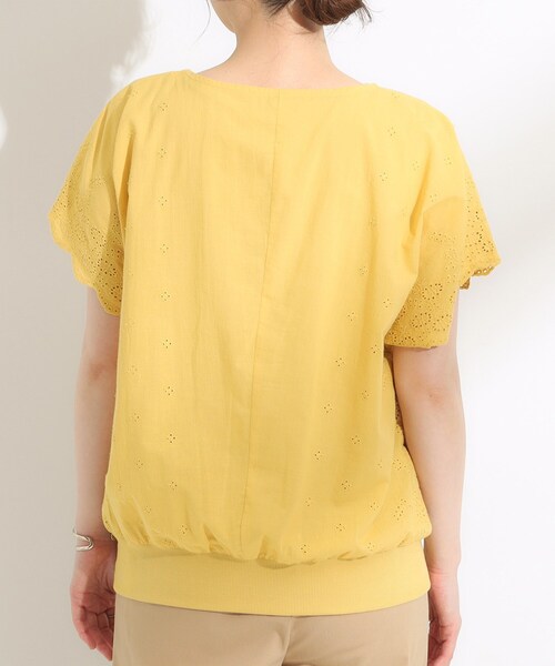 DRESKIP(ドレスキップ)の「スカラップ刺繍レースが目を惹く ドルマントップス(Tシャツ/カットソー・レディース・オフホワイト/ネイビー/イエロー/ブラック・00)」の19枚目の写真