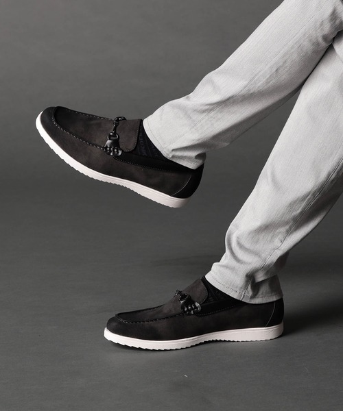 NICOLE CLUB FOR MEN(ニコルクラブフォーメン)の「ビットローファースニーカー(スニーカー・メンズ・オフホワイト/ブラック/チャコール・26.5cm/27.5cm/25.5cm)」の16枚目の写真