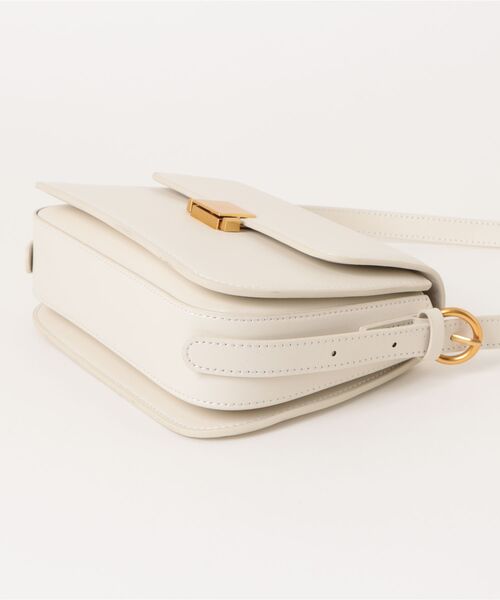 NiiNa（ニーナ）の「【 NiiNa / ニーナ 】高品質牛革2WAYミニショルダーバッグ（ショルダーバッグ・レディース・ホワイト/ブラック/ベージュ/ブラウン/レッド・FREE）」の9枚目の写真