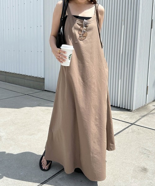 FREE STYLISTS(フリー スタイリスト)の「ゆったりサイズ ジャンパースカート(ジャンパースカート・レディース・アイボリー/キャメル/ブラック/ネイビー・FREE)」の4枚目の写真