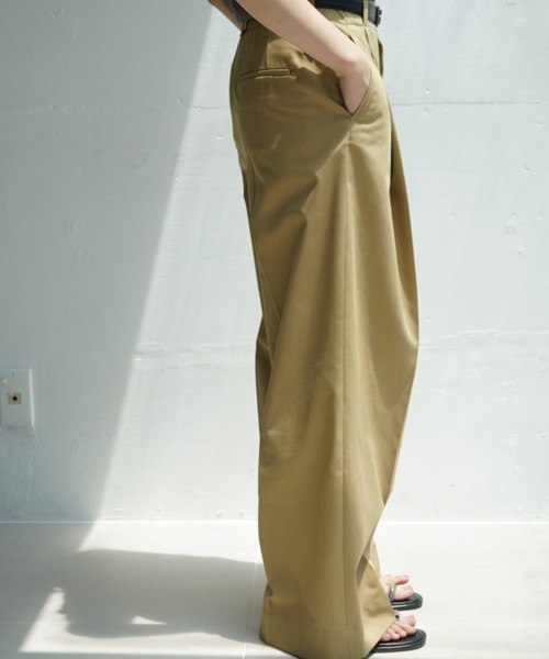 qualite（カリテ）の「TCツイルWループタックパンツ（その他パンツ・レディース・ベージュ/ブラック・36/38）」の7枚目の写真