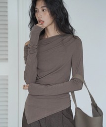 EIGHTHMONTH（エイスマンス）の「オフショルダーアシメトップス EM25a020【EIGHTHMONTH】（Tシャツ/カットソー）」