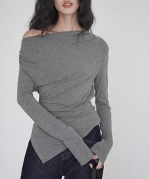 EIGHTHMONTH（エイスマンス）の「オフショルダーアシメトップス EM25a020【EIGHTHMONTH】（Tシャツ/カットソー）」