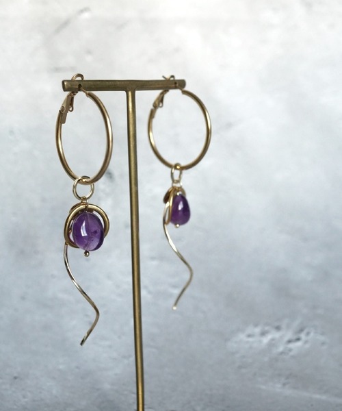 CERCA(チェルカ)の「MILIA/Purple Line アメジストピアス 【金属アレルギー対応】(ピアス(両耳用)・レディース・B/A・FREE)」の3枚目の写真