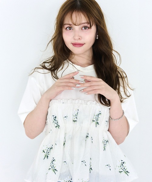 カスミソウ刺繍Tシャツ（Tシャツ/カットソー）｜Chesty（チェスティー