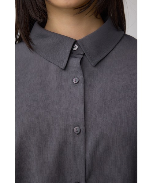 AZUL by moussy(アズールバイマウジー)の「楊柳タックヘムコクーンシャツ(シャツ/ブラウス・レディース・アイボリー/ブラック/グレー・FREE)」の12枚目の写真