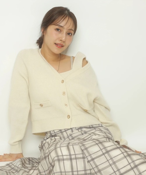 Apuweiser-riche(アプワイザーリッシェ)の「テディVネックアンサンブル(ニット/セーター・レディース・グレー/オフホワイト/ピンク/レッド/ブラウン・2)」の16枚目の写真