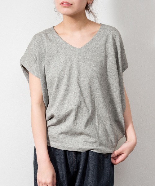 RCD(アールシーディー)の「綿100% コクーンドルマンカットソー(Tシャツ/カットソー・レディース・ブラック/杢グレー/ホワイト/ライトベージュ・M-L/LL~3L)」の3枚目の写真