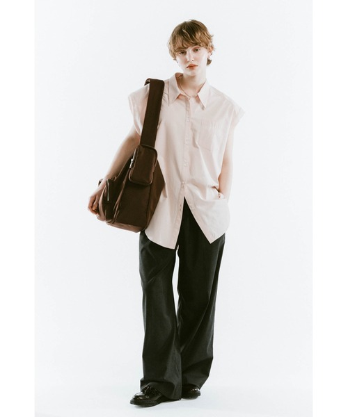 Knuth Marf(クヌースマーフ)の「useful nylon shoulder bag(ショルダーバッグ・レディース・ブラック/ブラウン・ONE SIZE)」の6枚目の写真