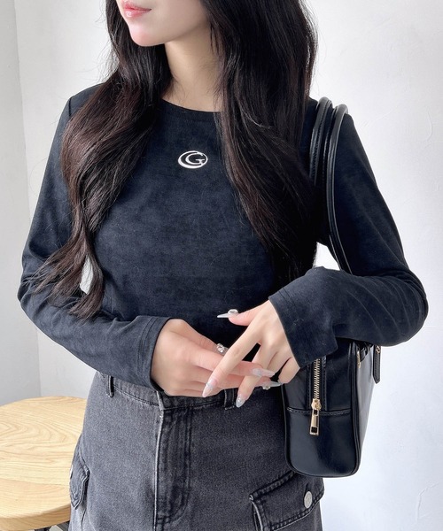 INGNI（イング）の「ムラ染めメタルロゴロングTシャツ（Tシャツ/カットソー・レディース・ブラック/グレー/オフホワイト・M）」の11枚目の写真