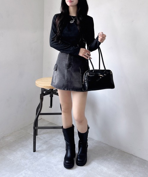 INGNI（イング）の「ムラ染めメタルロゴロングTシャツ（Tシャツ/カットソー・レディース・ブラック/グレー/オフホワイト・M）」の14枚目の写真