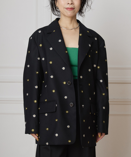 IENA LA BOUCLE（イエナラブークル）の「IENA LA BOUCLE フラワーエンブロイダリーウール2Bジャケット（テーラードジャケット・レディース・ブラック系その他・FREE）」の3枚目の写真