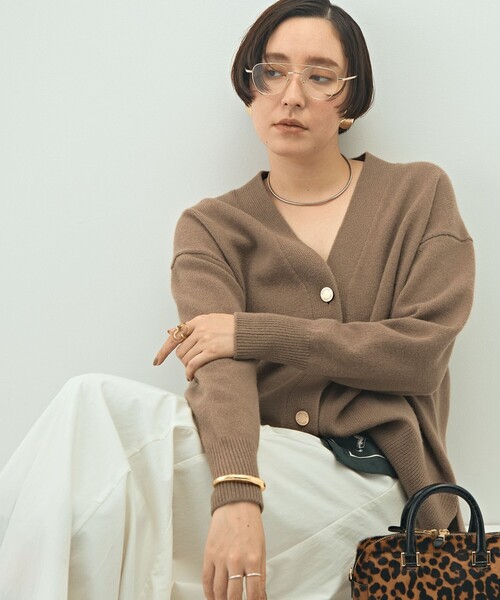 NOLLEY’S(ノーリーズ)の「5GノアリスゆったりVネックカーディガン(カーディガン/ボレロ・レディース・ブラウン/イエロー/グレー系その他/オフホワイト/ブルー系その他7・38)」の13枚目の写真