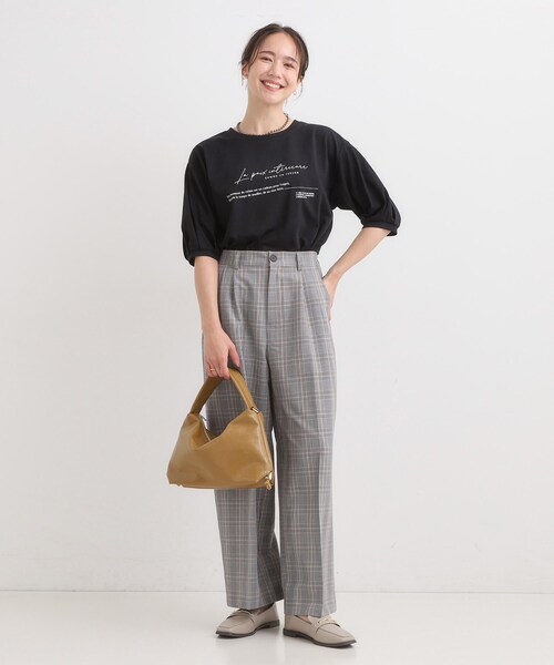 SHOO・LA・RUE(シューラルー)の「サイドギャザーミニショルダーバッグ(ショルダーバッグ・レディース・ブラウン系/ブラック・00)」の6枚目の写真