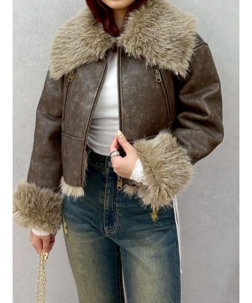 blackup EMODA ブルゾン EVRIS blackup EMODA ブルゾン EVRIS BIGカラーフェイクファーショート