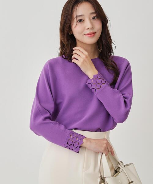 【手洗い可】袖透かし柄ニットトップス