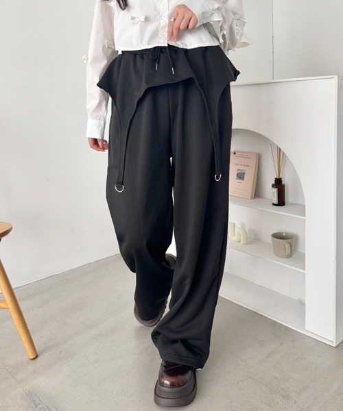 SOLLON.(ソルロン)の「ガーターベルトデザインスウェットパンツ(スウェットパンツ・レディース・グレー/ブラック・FREE)」の15枚目の写真