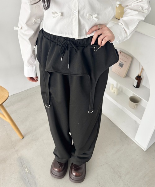 SOLLON.(ソルロン)の「ガーターベルトデザインスウェットパンツ(スウェットパンツ・レディース・グレー/ブラック・FREE)」の14枚目の写真