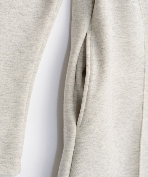 PRANK PROJECT（プランクプロジェクト）の「ディープVネックスウェット / Deep V-Neck Sweatshirt（スウェット・レディース・ライトグレー/ブラック・FREE）」の8枚目の写真