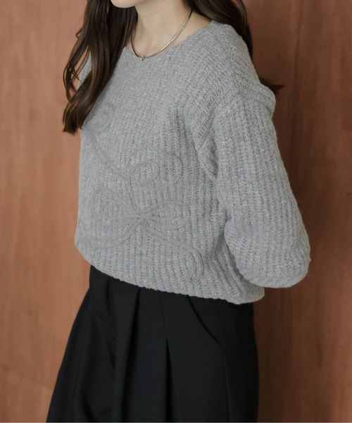 AMELY(エミリー)の「リボンラインニット(ニット/セーター・レディース・グレー/アイボリー/ブラック・フリー)」の18枚目の写真