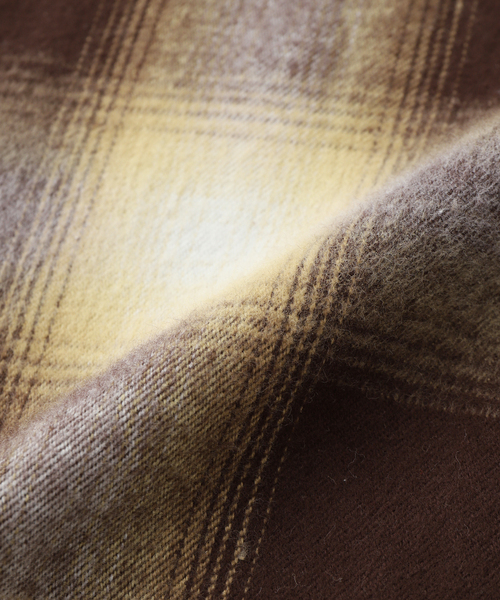 Name.（ネーム）の「Name./ネーム COTTON FLANNEL OMBRE REGULAR SHIRT（シャツ/ブラウス・メンズ・ブラウン/グリーン・2）」の6枚目の写真