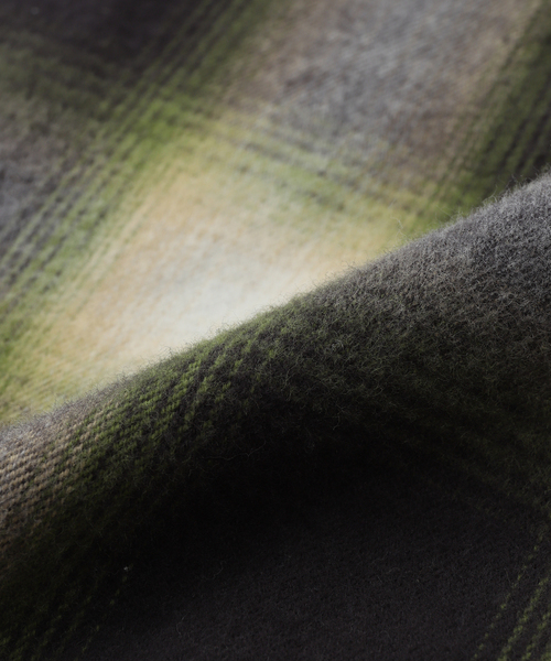 Name.（ネーム）の「Name./ネーム COTTON FLANNEL OMBRE REGULAR SHIRT（シャツ/ブラウス・メンズ・ブラウン/グリーン・2）」の7枚目の写真