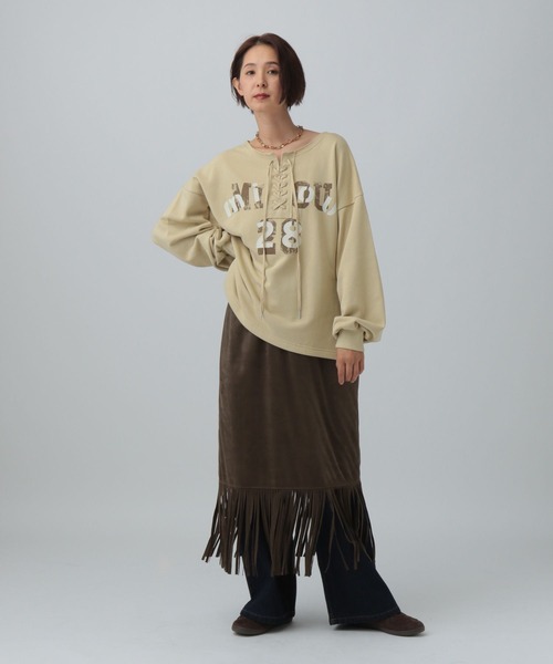 LEPSIM（レプシィム）の「レースアップロゴ裏毛プルオーバー　593813（スウェット・レディース・ベージュ/ボルドー/チャコールグレー・FREE）」の21枚目の写真